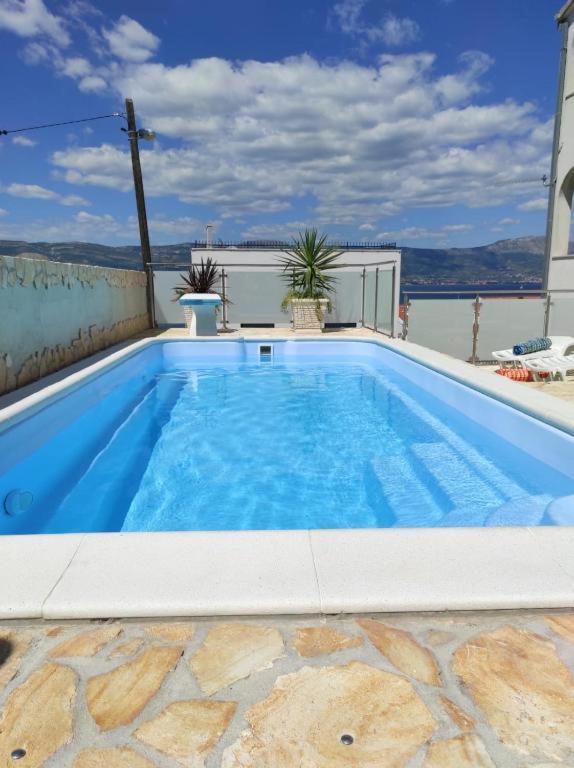 Apartments Sollis Trogir Eksteriør bilde