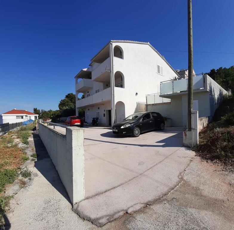 Apartments Sollis Trogir Eksteriør bilde